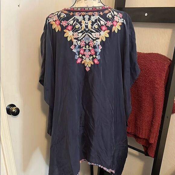 Johnny Was Alia Cupra Blue Multicolor Design Embroidered Poncho Boho Modern - Picture 11 of 16